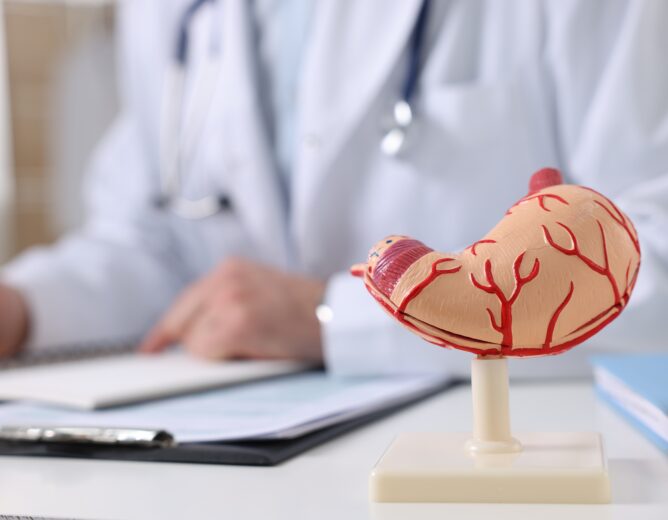 Difference Between a Gastroenterologist and Surgical Gastroenterologist